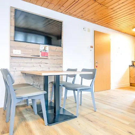 First - Aare Jungfrau Ag * Grindelwald