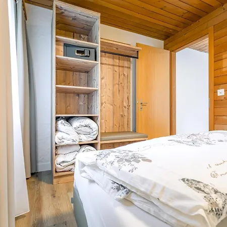 First - Aare Jungfrau Ag * Grindelwald